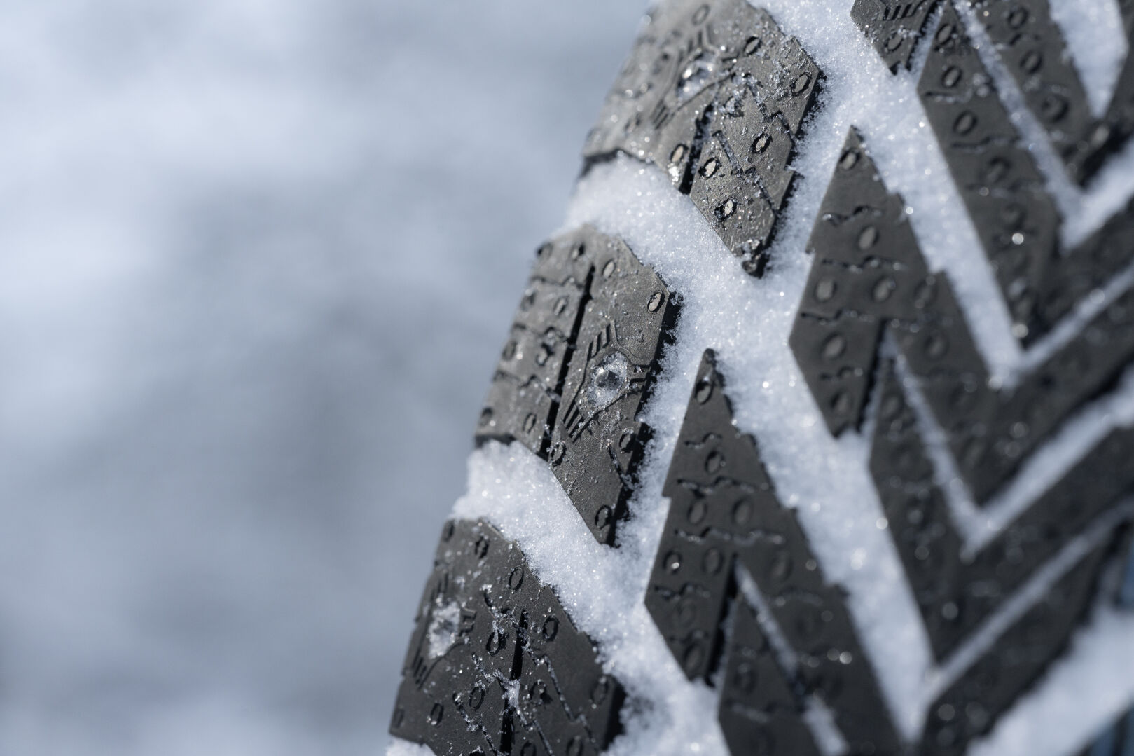 Nokian Tyres Hakka Black 3 - Viileää hallintaa / Nokian Renkaat